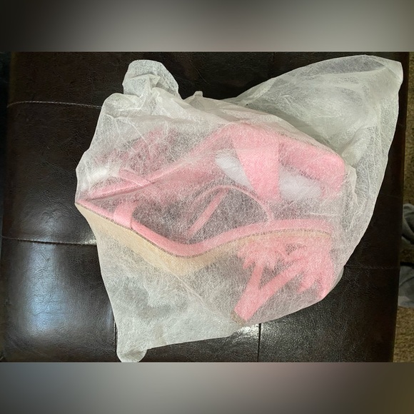 SHUZIA Faux Leather Palm Tree Heeled Sandals Womens Size 7 - Picture 9 of 11